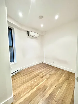 Rented by Vertical Real Estate LLC | media 5