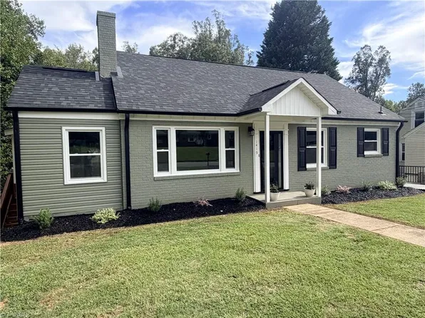 1419 Richardson Dr, Reidsville, NC 27320