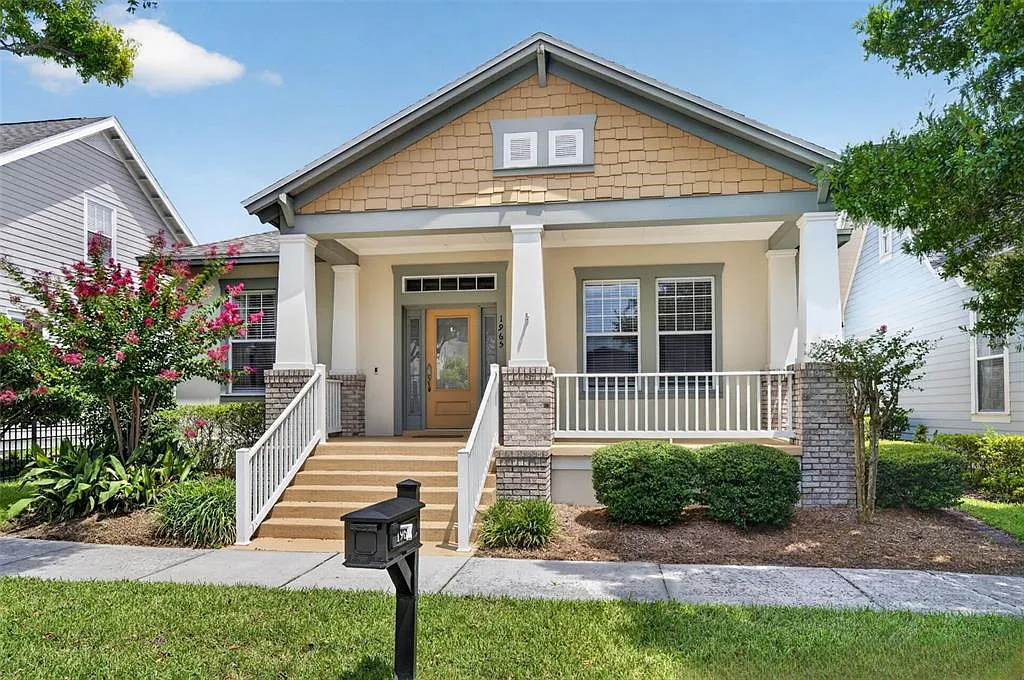 3 bed, 2.0 bath, 1815 sqft, $4,495 — Photo 2