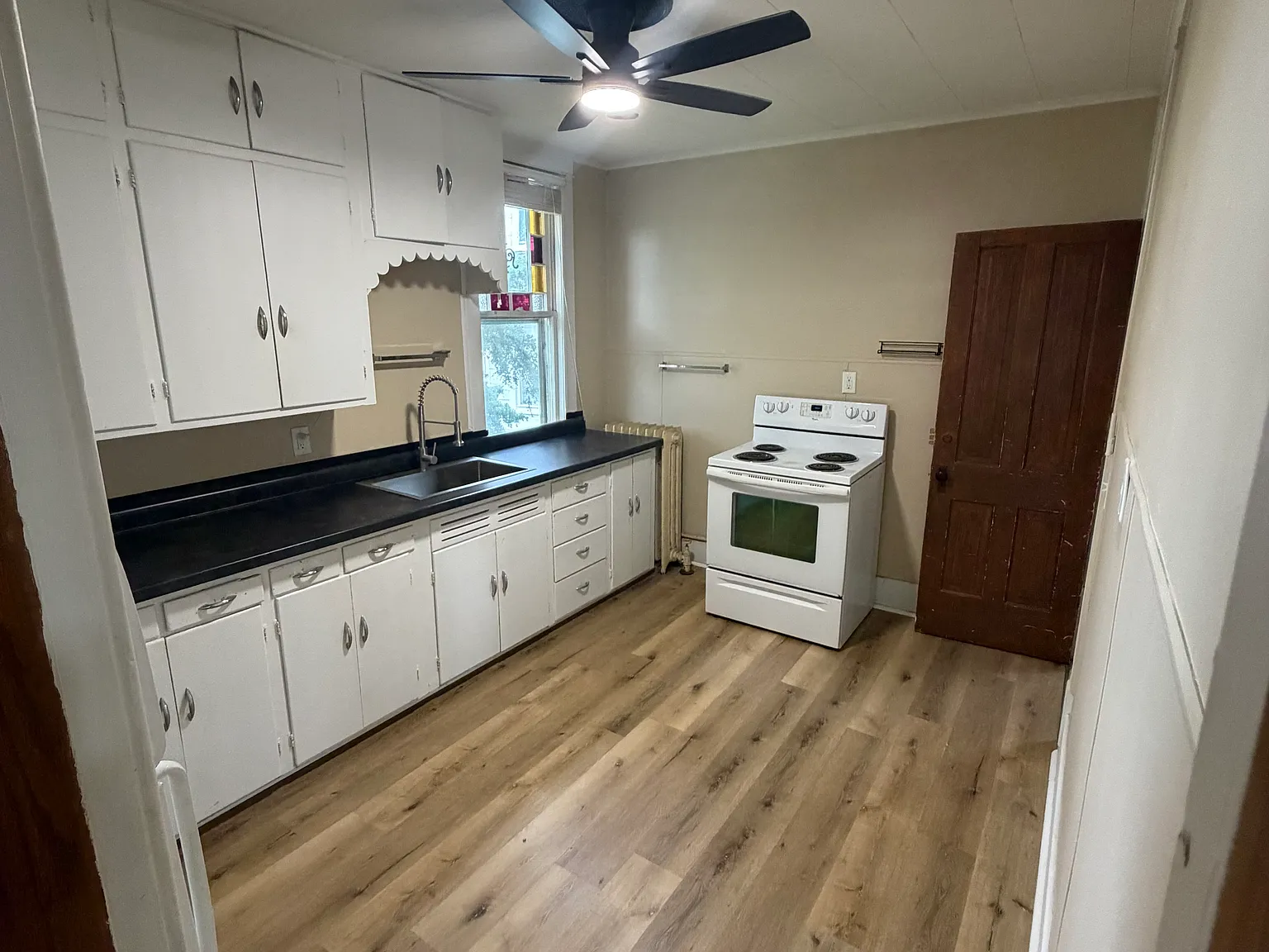 2 bed, 1440 sqft, $1,100 — Photo 3