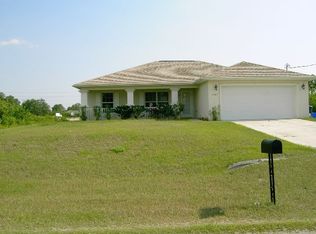 5205 Brookfield St, Lehigh Acres, FL 33971