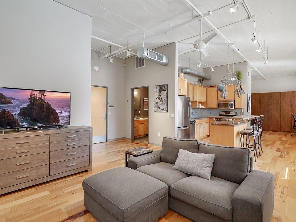 1st image of 250 Park Ave Unit 408