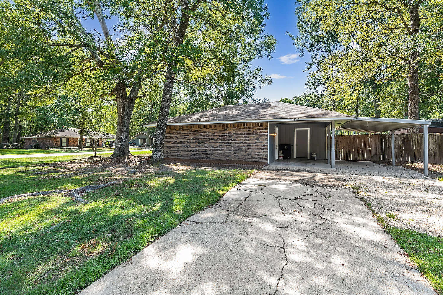 Kenton - 1 — Photo 2