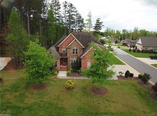 1325 Meadowlands Dr, Winston Salem, NC 27107