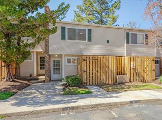 220 Elizabeth St APT B5, Chapel Hill, NC 27514