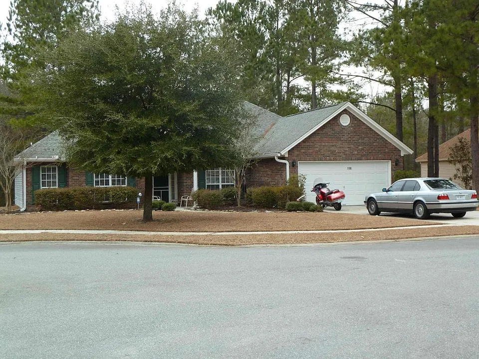 116 Golden Gate Dr