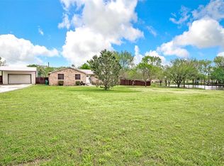 241 Bluebonnet Dr, Burleson, TX 76028