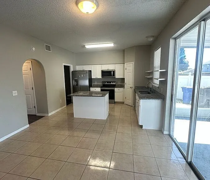 4453 Horseshoe Pick Ln — Photo 24
