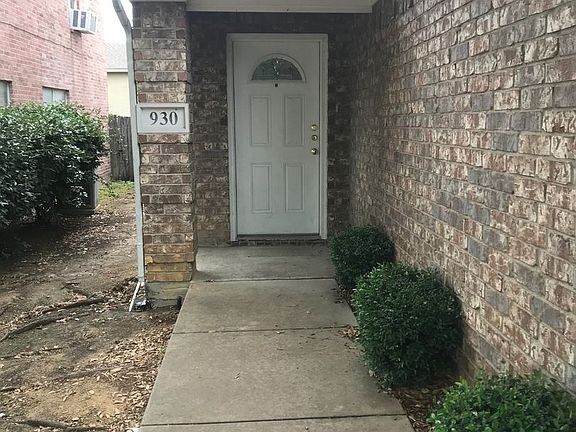 3rd image of 930 W Sierra Vista Ct #930