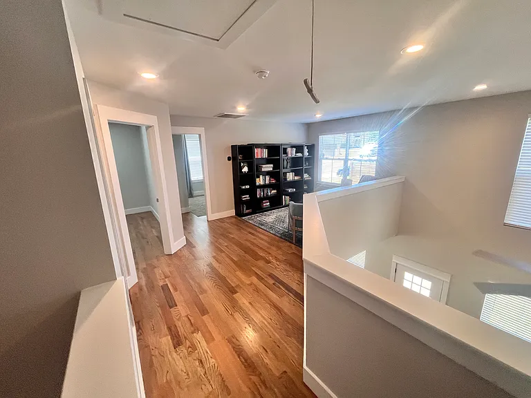 227 Marshland Ln — Photo 13