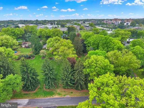 Beach Farm Rd, Lemoyne, PA 17043