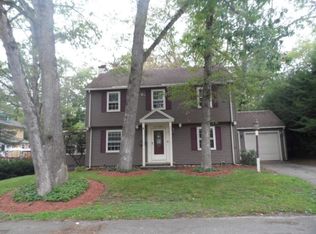 9 Maple Ter, Southbridge, MA 01550