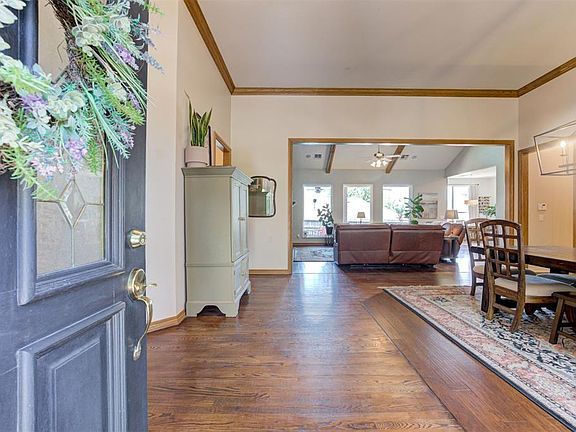 5th image of 2301 Saint Annes Dr