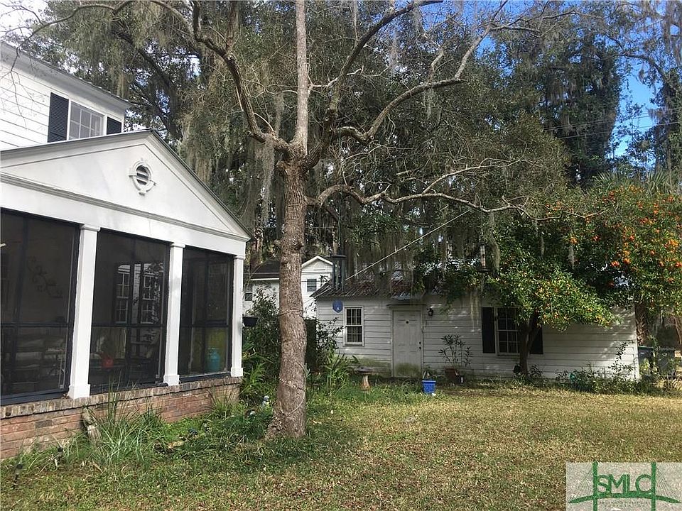 2nd image of 220 Grimball Point Rd
