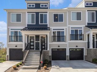 2759 Bristol Ridge Dr, Ann Arbor, MI 48105