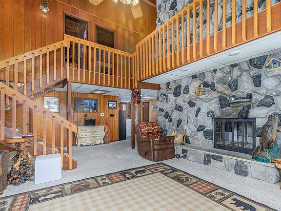 4th image of 2641 Priests Point Rd