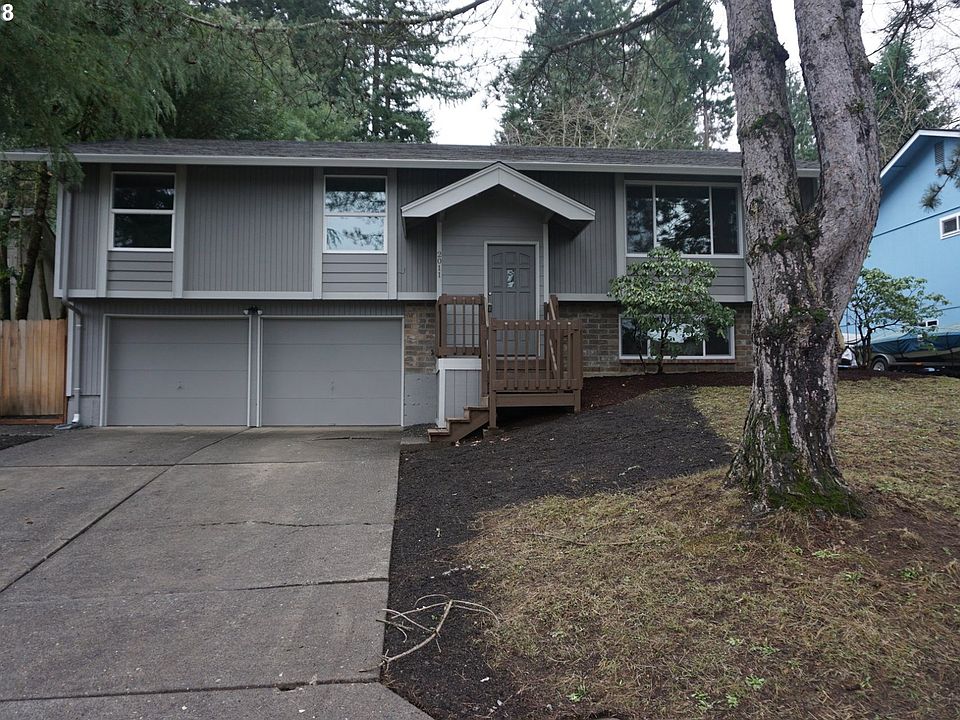 1st image of 2011 NE Cranbrook Dr