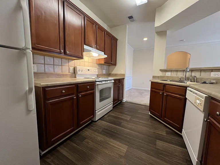 Wesley Kensington Apartments at Stonecrest — Photo 227