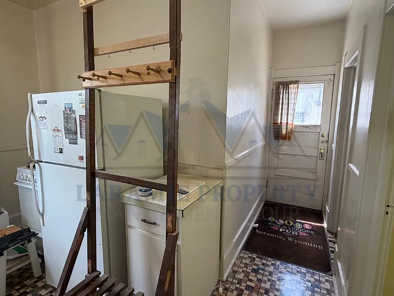 500 E Garfield St #4 — Photo 11