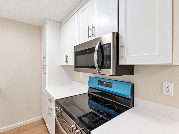 5th image of 2028 NW 59th St APT 1