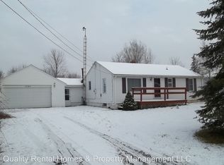 7395 Lawrence St, Grand Blanc, MI 48439