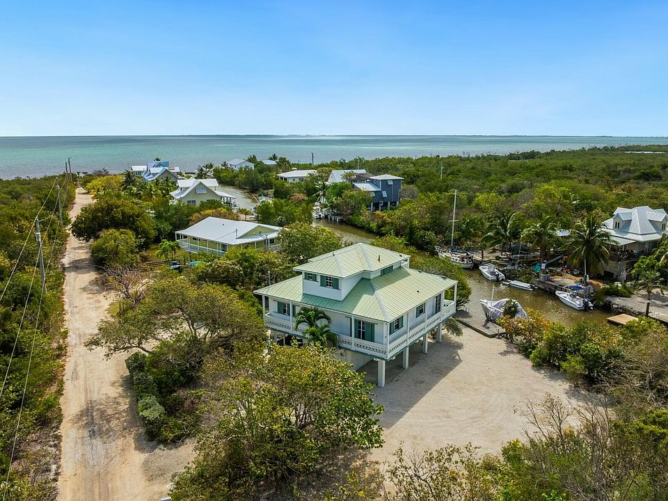 1st image of 32734 Bimini Ln