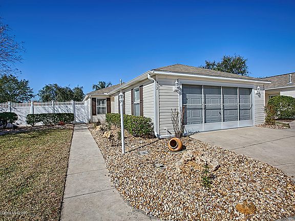 2nd image of 472 Valverda Dr