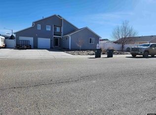3306 Scott Dr, Rock Springs, WY 82901