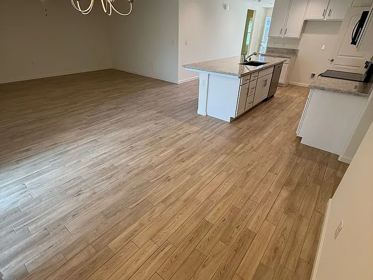 301 Stork Ct — Photo 4