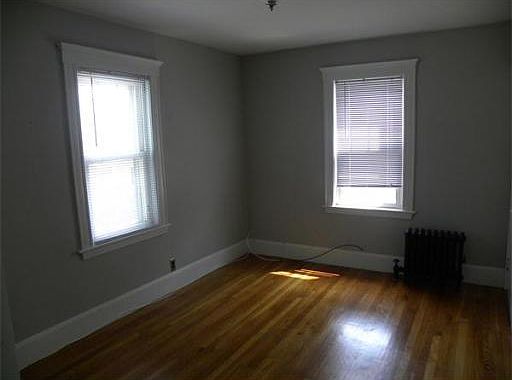 5th image of 14-16 Grossman St