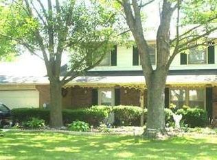 5029 Cloverbrook Dr, Fort Wayne, IN 46806