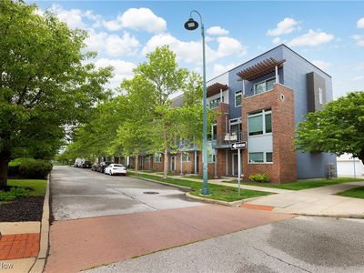 1259 W 75th St #D1, Cleveland, OH, 44102