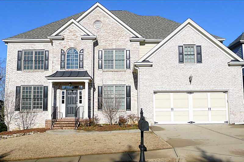 1st image of 4512 Oak Brook Dr SE