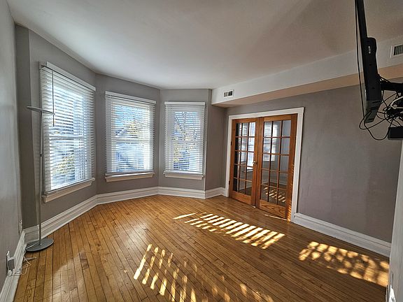 2nd image of 1656 W Olive Ave APT 2