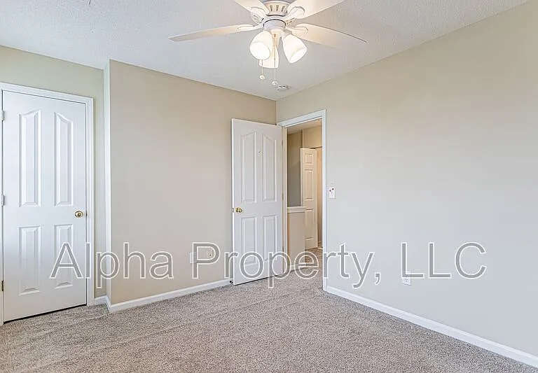 8 Cotter Ln — Photo 18