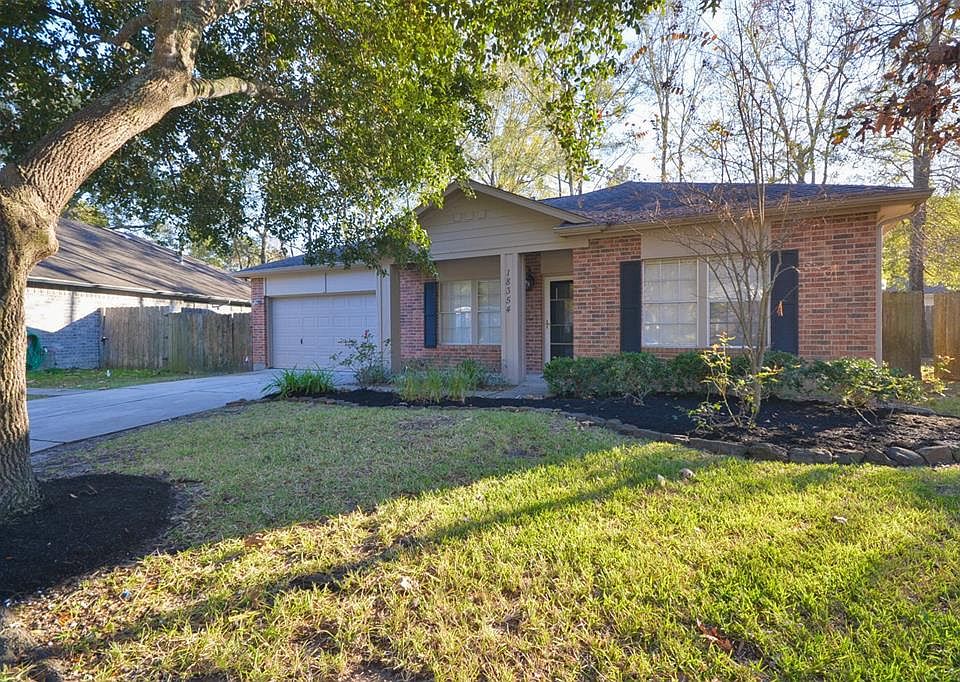 1st image of 18354 Knotted Oak Ct