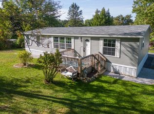 8 Buddy St, Hooksett, NH 03106