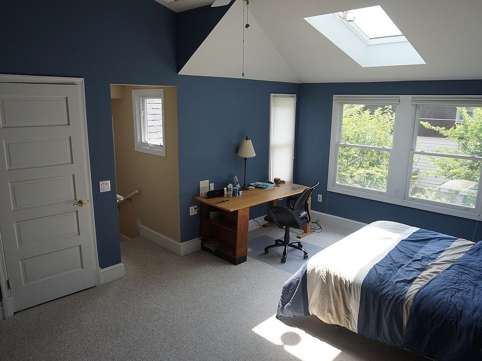 Bedroom looking south