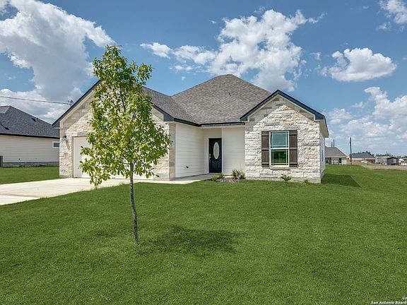2nd image of 12929 Pueblo Nuevo