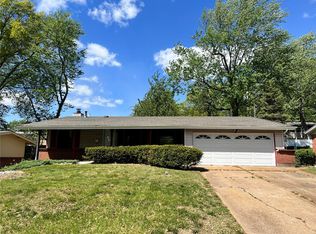 2521 Nathan Dr, Saint Louis, MO 63136
