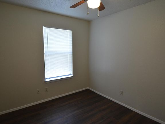4th image of 848 House St Unit 848