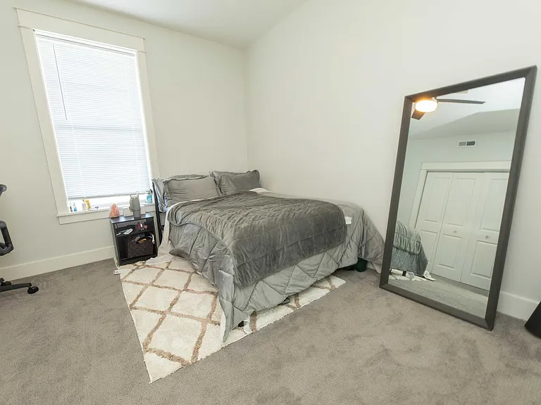 223 N Morton St — Photo 30