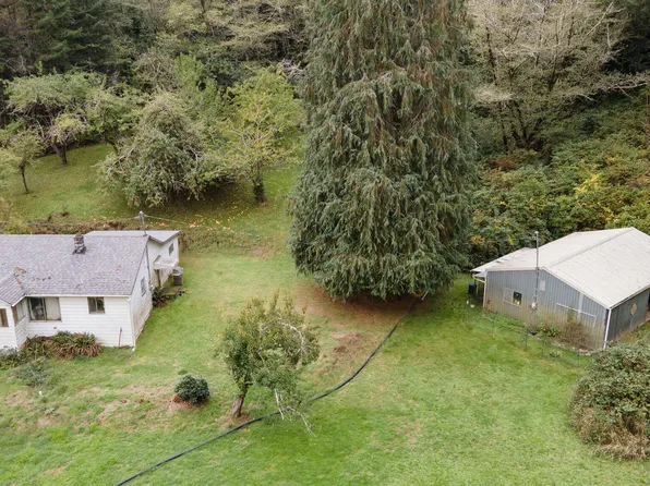 62332 Ross Inlet Rd, Coos Bay, OR 97420