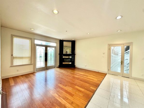 6 bedroom rental in Vancouver — photo 12