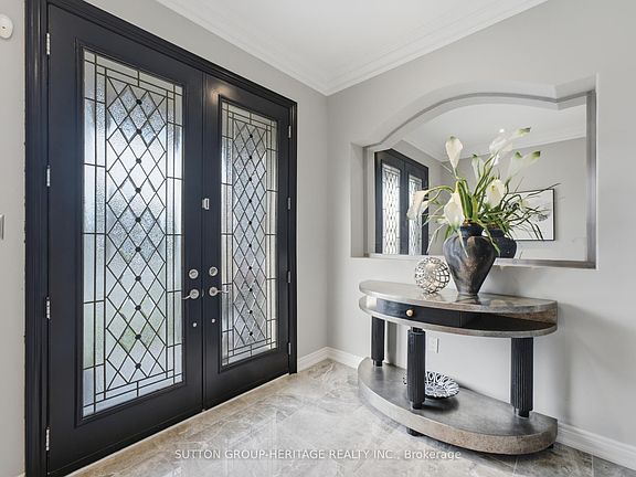 4th image of 131 Queen Filomena Ave