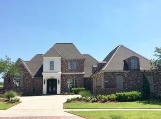 2195 S Turnberry Ave, Zachary, LA 70791