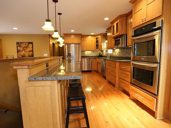 5th image of 8100 151st Ln NW