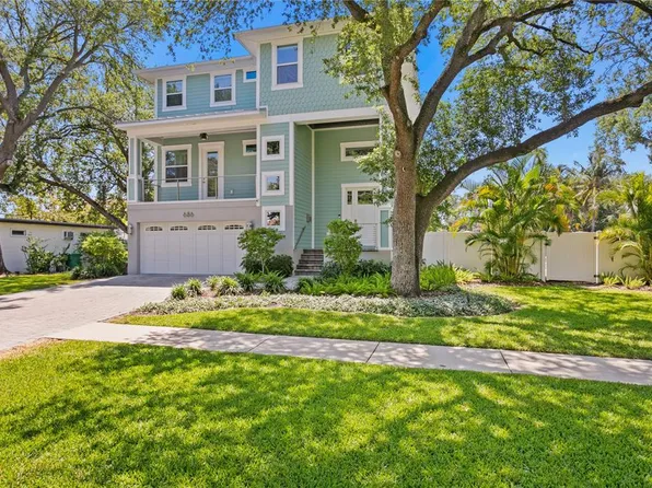 686 Geneva Pl, Tampa, FL 33606