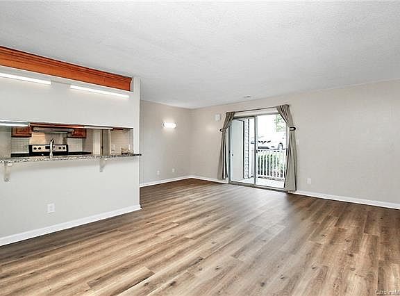 3rd image of 9548 University Terrace Dr APT D