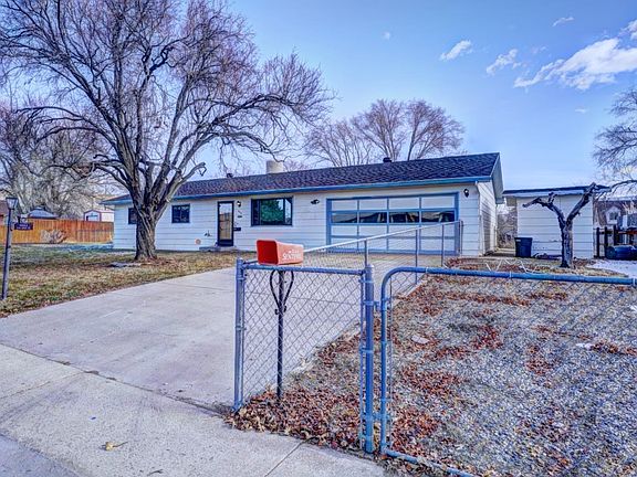 3rd image of 634 Livvy Ct